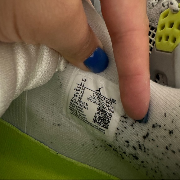 Air Jordan 4 Retro SE 95 Neon Cool Grey Volt 2020 Men’s 11 Sneakers Nike in Box - Picture 9 of 14